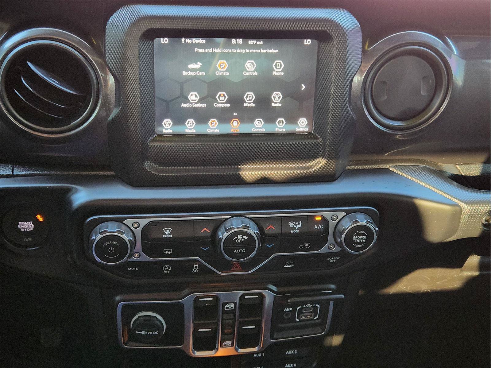 Used 2022 Jeep Gladiator Sport AWD/4WD image 18