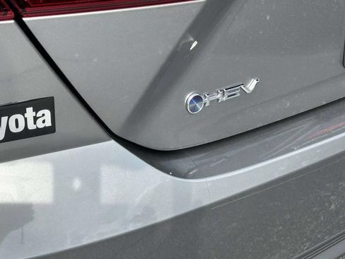 New 2026 Toyota Camry SE w/ Convenience Package FWD image 10