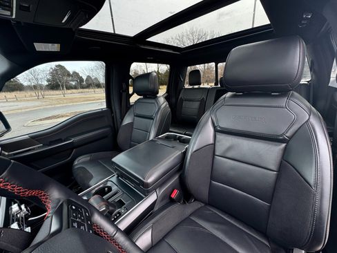 Used 2024 Ford F150 Raptor image 30