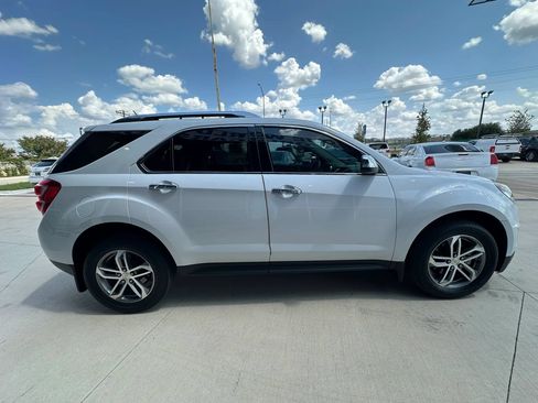 Used 2017 Chevrolet Equinox Premier w/ Enhanced Convenience Package FWD image 6