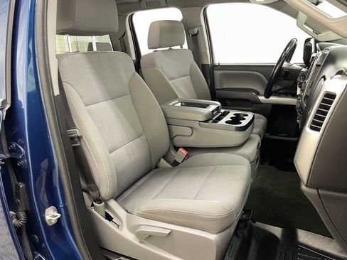 Used 2017 Chevrolet Silverado 1500 LT w/ All Star Edition image 38