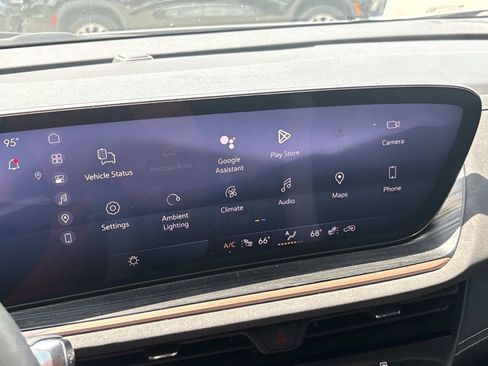 Used 2024 Buick Envision Sport Touring AWD/4WD image 26