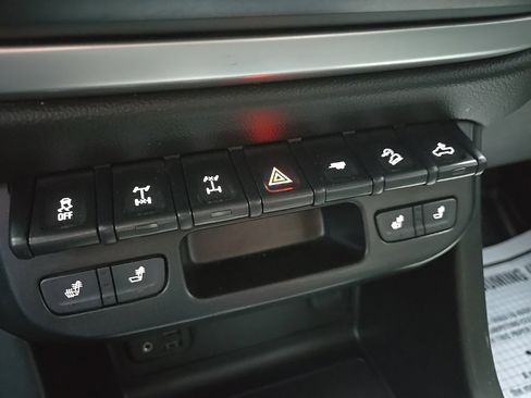 Used 2019 Chevrolet Colorado ZR2 image 5