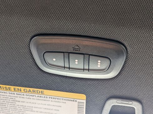 Used 2024 Jeep Grand Cherokee L Limited w/ Luxury Tech Group II image 27