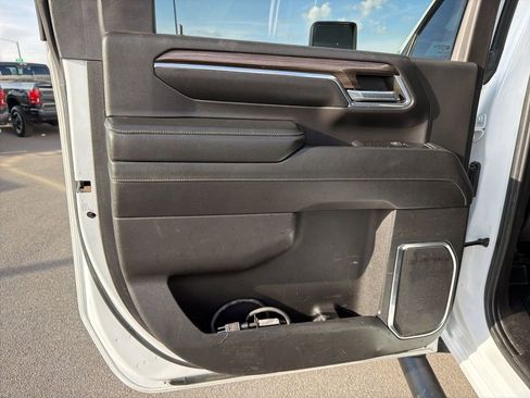 Used 2024 Chevrolet Silverado 3500 LT w/ Convenience Package image 25