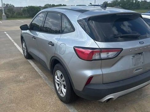 Used 2021 Ford Escape S image 4