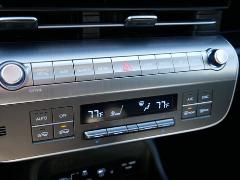 Used 2026 Hyundai Kona SEL Sport image 22