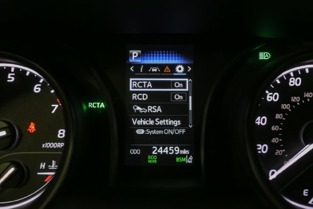 Used 2024 Toyota Camry SE w/ Cold Weather Package FWD image 29