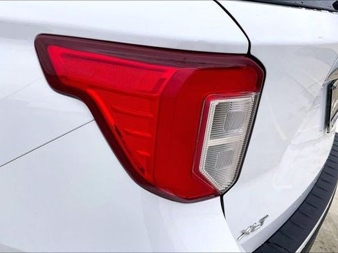 Used 2023 Ford Explorer XLT w/ Equipment Group 202A image 36