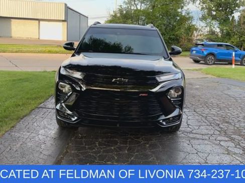 Used 2022 Chevrolet TrailBlazer RS w/ Sun and Liftgate Package FWD image 3