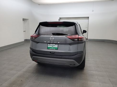 Used 2021 Nissan Rogue S FWD image 7