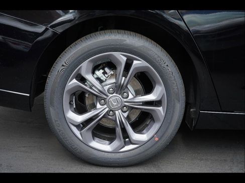 New 2025 Honda Accord EX-L image 7