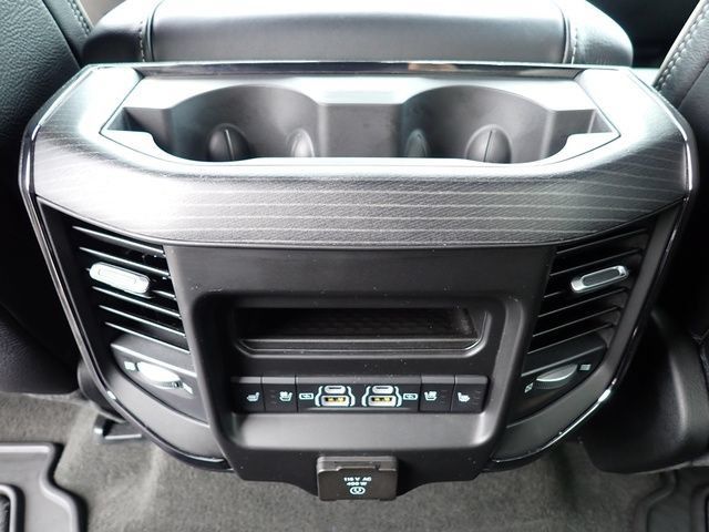 Used 2024 RAM 1500 Limited AWD/4WD image 17