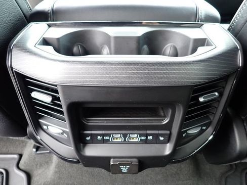 Used 2024 RAM 1500 Limited AWD/4WD image 17