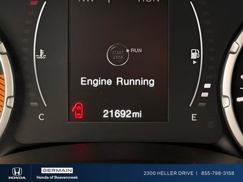 Used 2023 Jeep Renegade Latitude w/ Premium Group AWD/4WD image 16