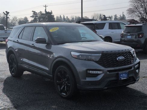 Certified 2022 Ford Explorer ST w/ Equipment Group 401A image 7