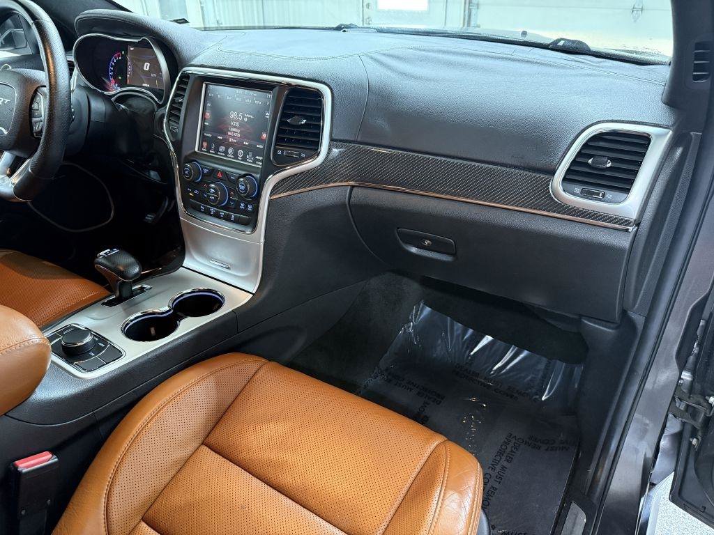 Used 2015 Jeep Grand Cherokee SRT AWD/4WD image 39