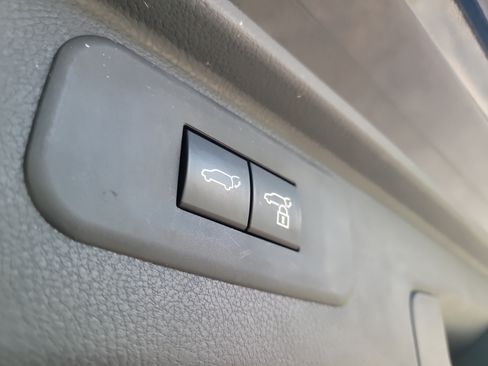 Used 2024 Toyota Grand Highlander AWD image 12