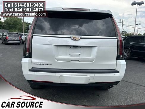 Used 2018 Cadillac Escalade ESV Platinum AWD/4WD image 7