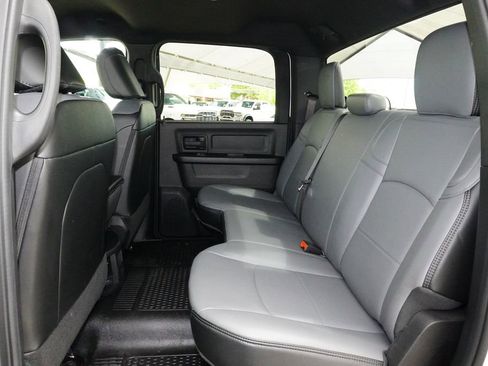 Used 2024 RAM 2500 Tradesman w/ Chrome Appearance Group AWD/4WD image 26