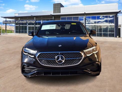 New 2025 Mercedes-Benz E 350 4MATIC Sedan image 2