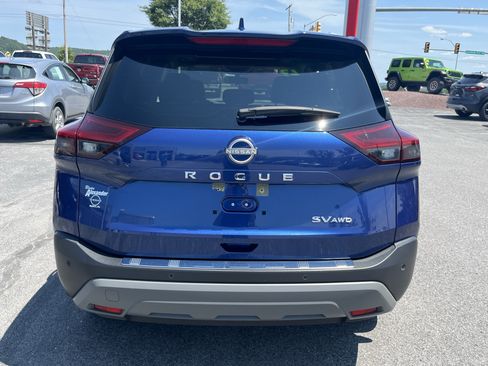 Used 2023 Nissan Rogue SV w/ SV Premium B Package AWD/4WD image 6
