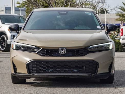 Used 2025 Honda Civic Sport image 2