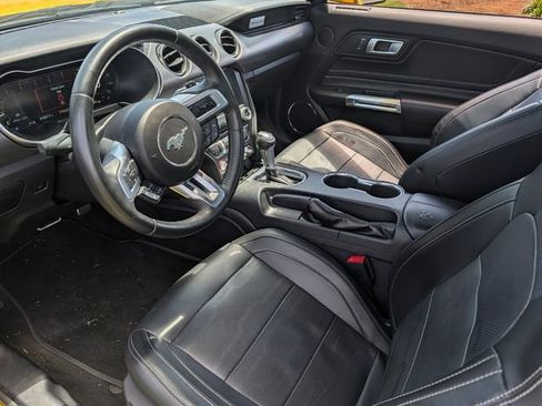 Used 2018 Ford Mustang GT Premium w/ Equipment Group 401A RWD image 34