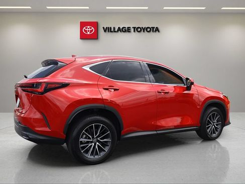 Used 2025 Lexus NX 350h AWD w/ Accessory Package (2T) image 5