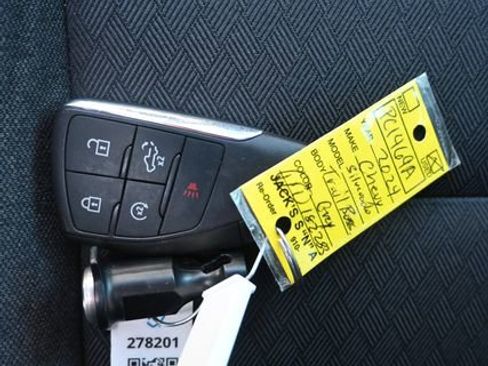 Used 2024 Chevrolet Silverado 1500 Custom Trail Boss w/ LPO, Dark Essentials Package image 28