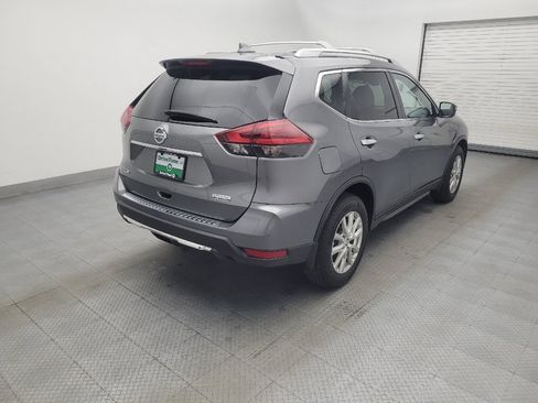Used 2019 Nissan Rogue S w/ Special Edition Package FWD image 9