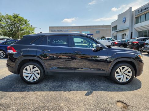 Used 2022 Volkswagen Atlas Cross Sport SE image 6