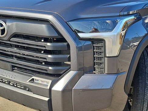 Used 2023 Toyota Tundra SR5 w/ SR5 Convenience Package AWD/4WD image 31
