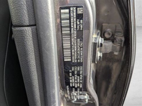 Used 2018 Jeep Renegade Trailhawk image 16