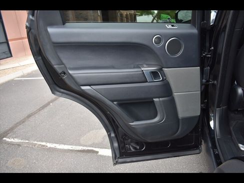 Used 2018 Land Rover Range Rover Sport SE AWD/4WD image 21
