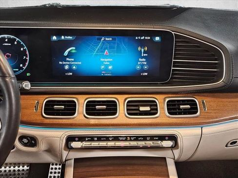 Used 2022 Mercedes-Benz GLS 450 4MATIC image 15