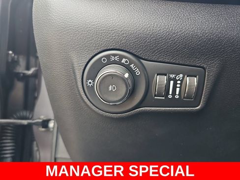 Used 2024 Jeep Compass Limited AWD/4WD image 24