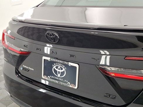 Certified 2025 Toyota Camry SE FWD image 15