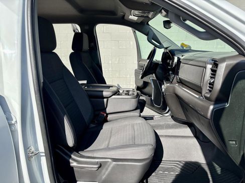 Used 2024 Chevrolet Silverado 2500 LT image 7