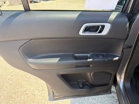 Used 2014 Ford Explorer Limited w/ Equipment Group 301A AWD/4WD image 14
