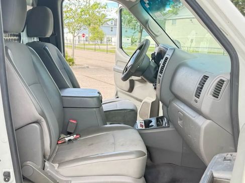 Used 2017 Nissan NV 2500 SV image 11
