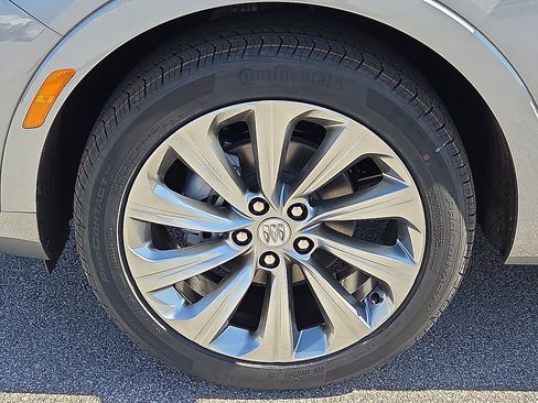 New 2026 Buick Envista Avenir image 7