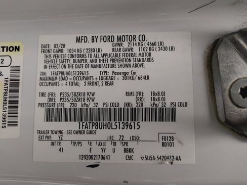 Used 2020 Ford Mustang Premium RWD image 32