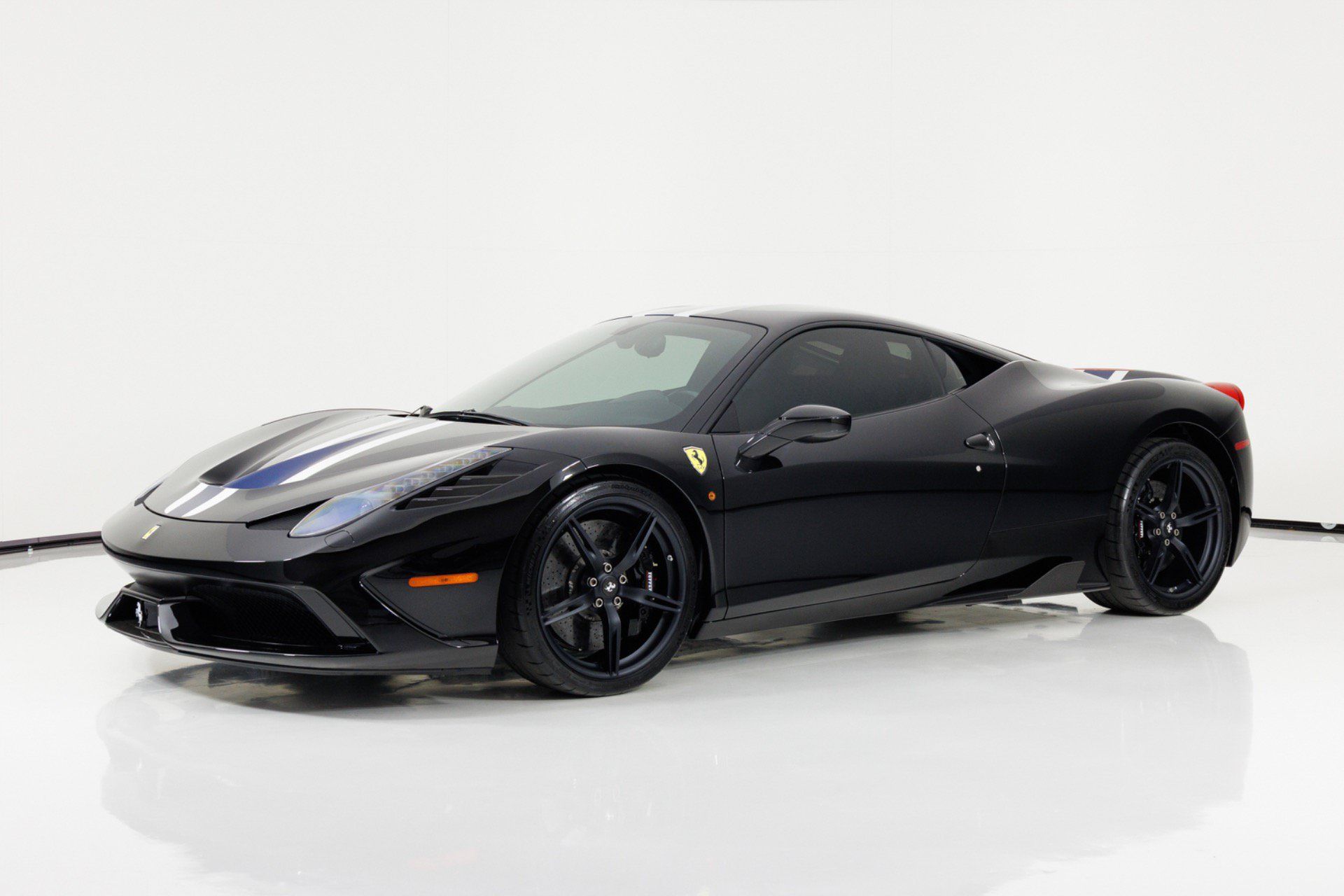Used 2015 Ferrari 458 Speciale Coupe RWD image 7