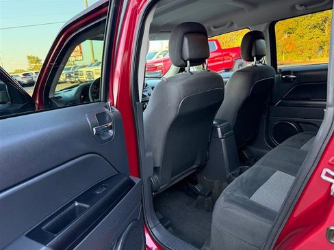 Used 2016 Jeep Patriot Latitude image 22