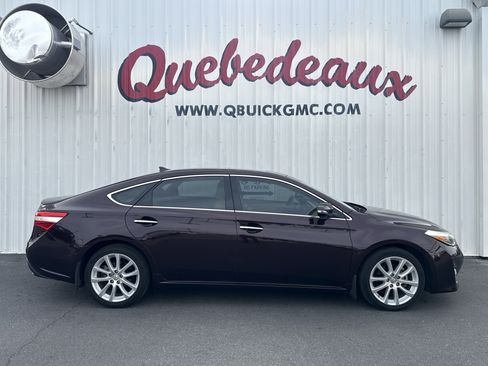 Used 2013 Toyota Avalon Limited image 25