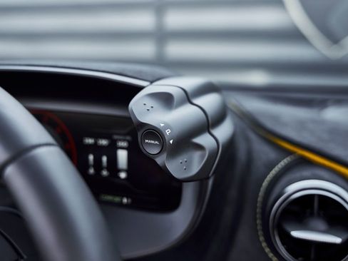 Used 2026 McLaren 750S Spider image 62