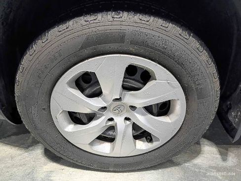 Used 2019 Toyota RAV4 LE image 21