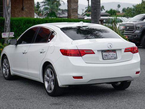 Used 2013 Acura ILX w/ Premium Package image 6