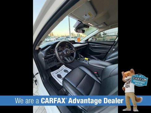 Used 2021 MAZDA MAZDA3 s image 26
